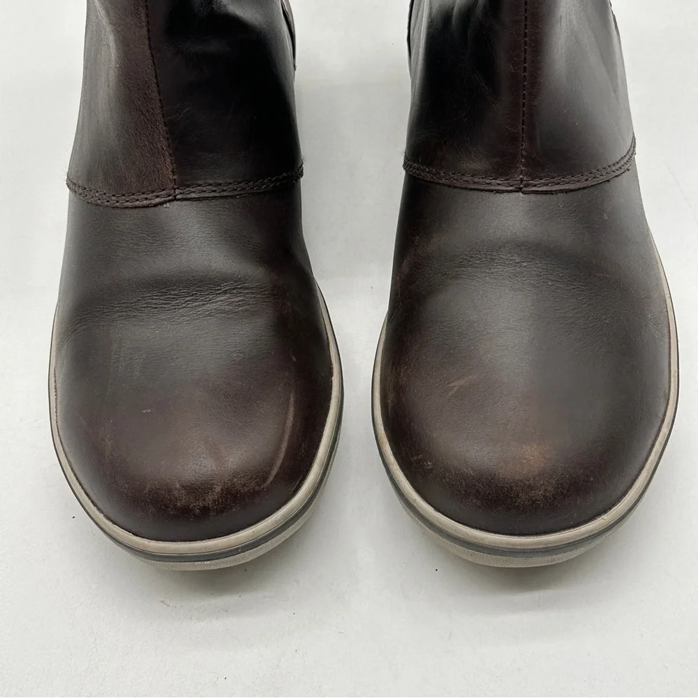 Women’s L.L. Bean Carrabassett Boots, 12